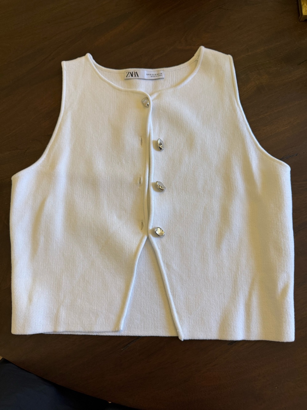 Zara White Sleeveless Knit Tank with Silver Buttons